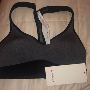 Lulu lemon speed up Bra size 4